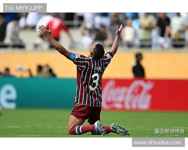 长得吓人的足球明星们如何在绿茵场上展现惊人实力与魅力